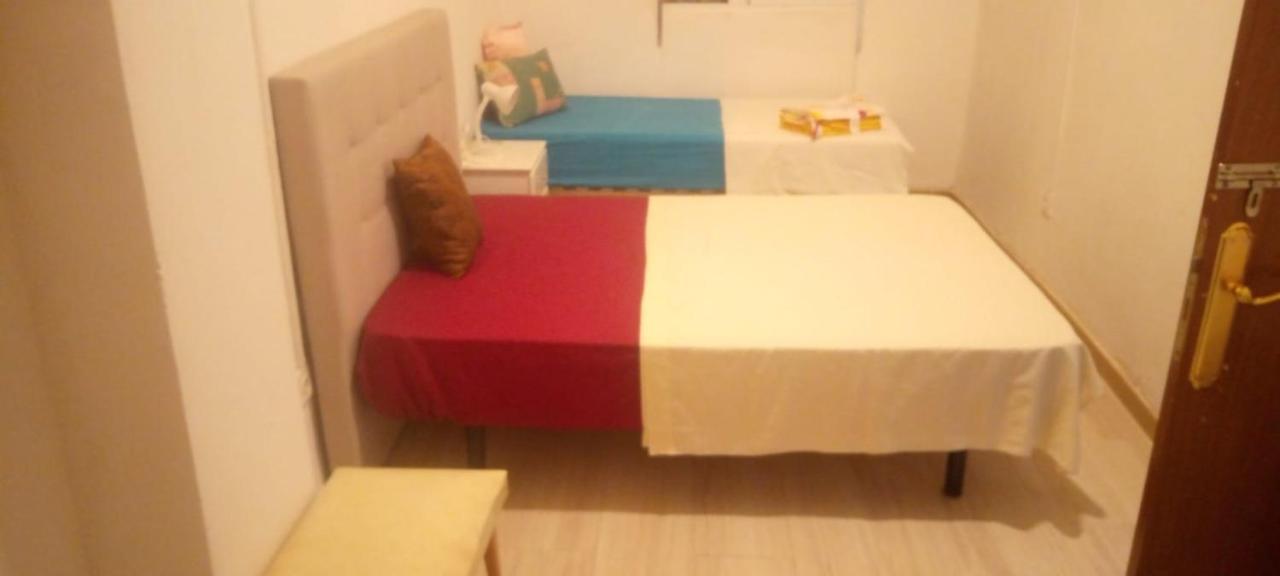 Aurora Room With Private Bathroom アリカンテ エクステリア 写真