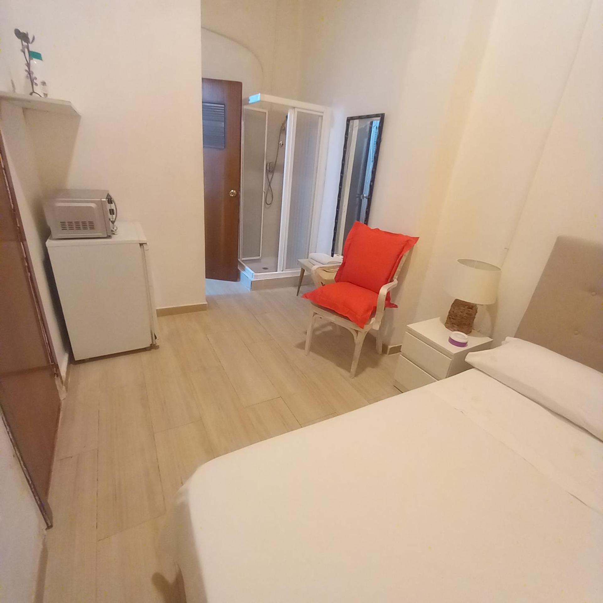 Aurora Room With Private Bathroom アリカンテ エクステリア 写真